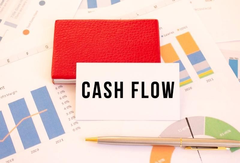 How to Bridge a Cash Flow Gap Without a Bank Loan: Options for Canadian Small Business Owners