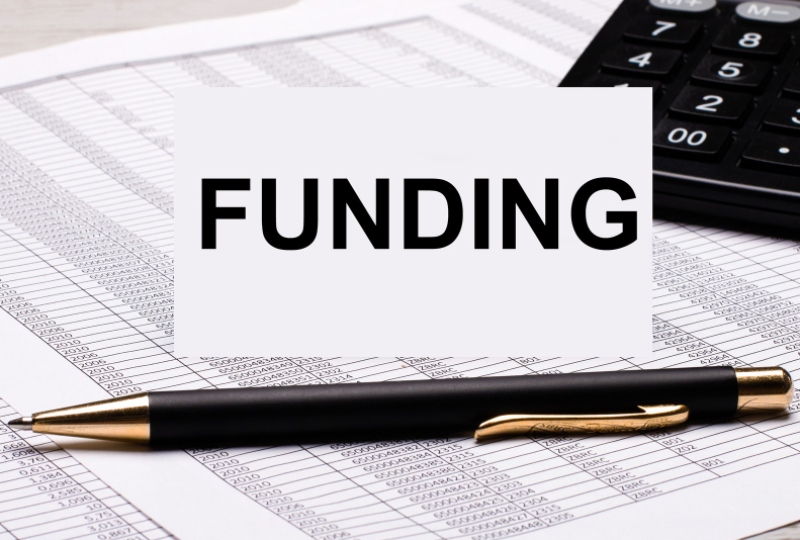 Business-funding-for-landscaping-and-lawn-care-companies-in-Canada